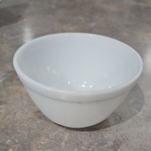 White‎ pryrex bowl
